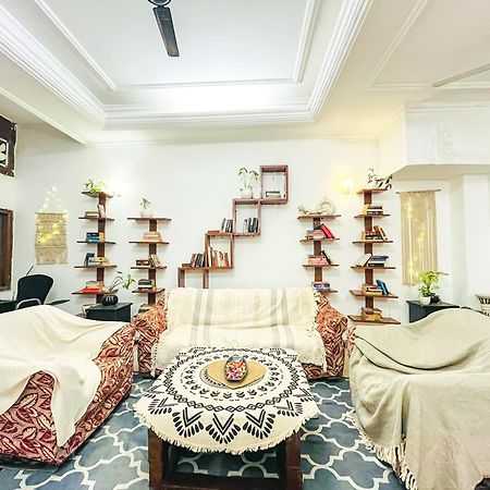 Atharva'S Homestay By Goaround Homes - Nehru Enclave Metro, South Delhi Nowe Delhi Zewnętrze zdjęcie