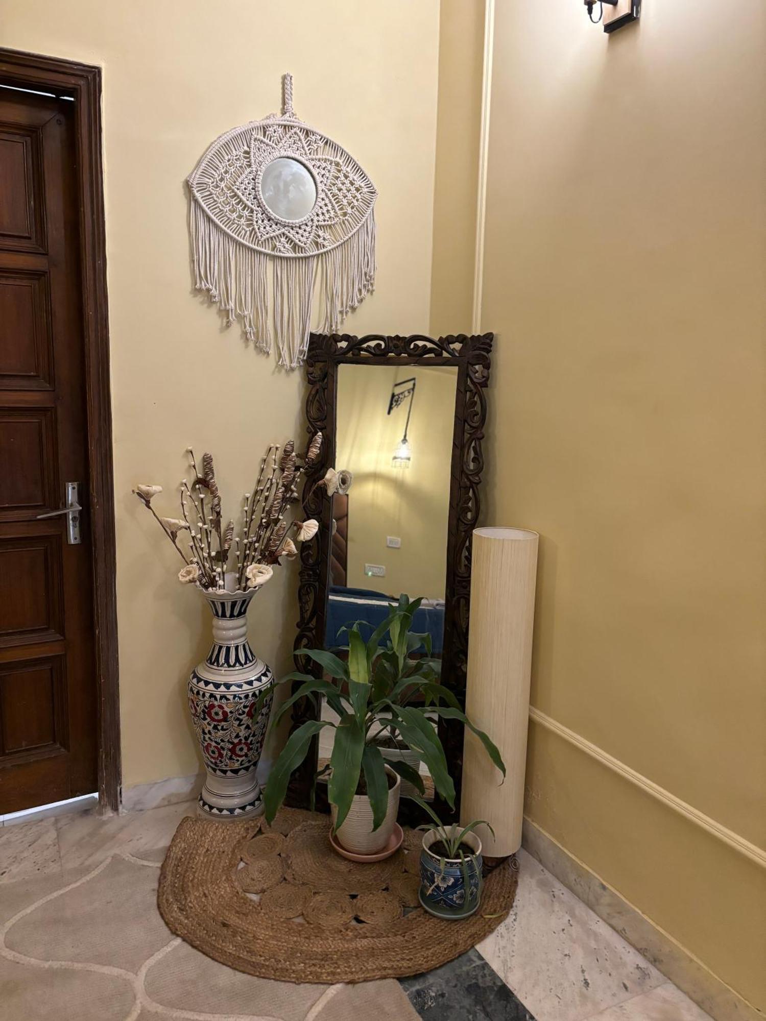 Atharva'S Homestay By Goaround Homes - Nehru Enclave Metro, South Delhi Nowe Delhi Zewnętrze zdjęcie