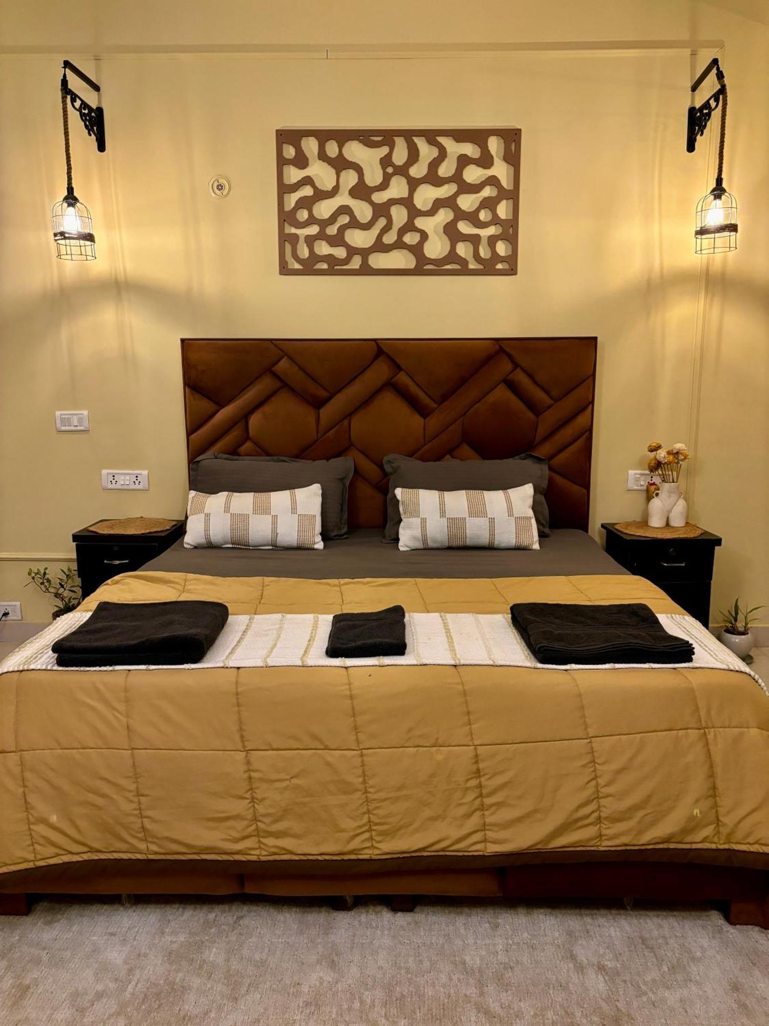 Atharva'S Homestay By Goaround Homes - Nehru Enclave Metro, South Delhi Nowe Delhi Zewnętrze zdjęcie