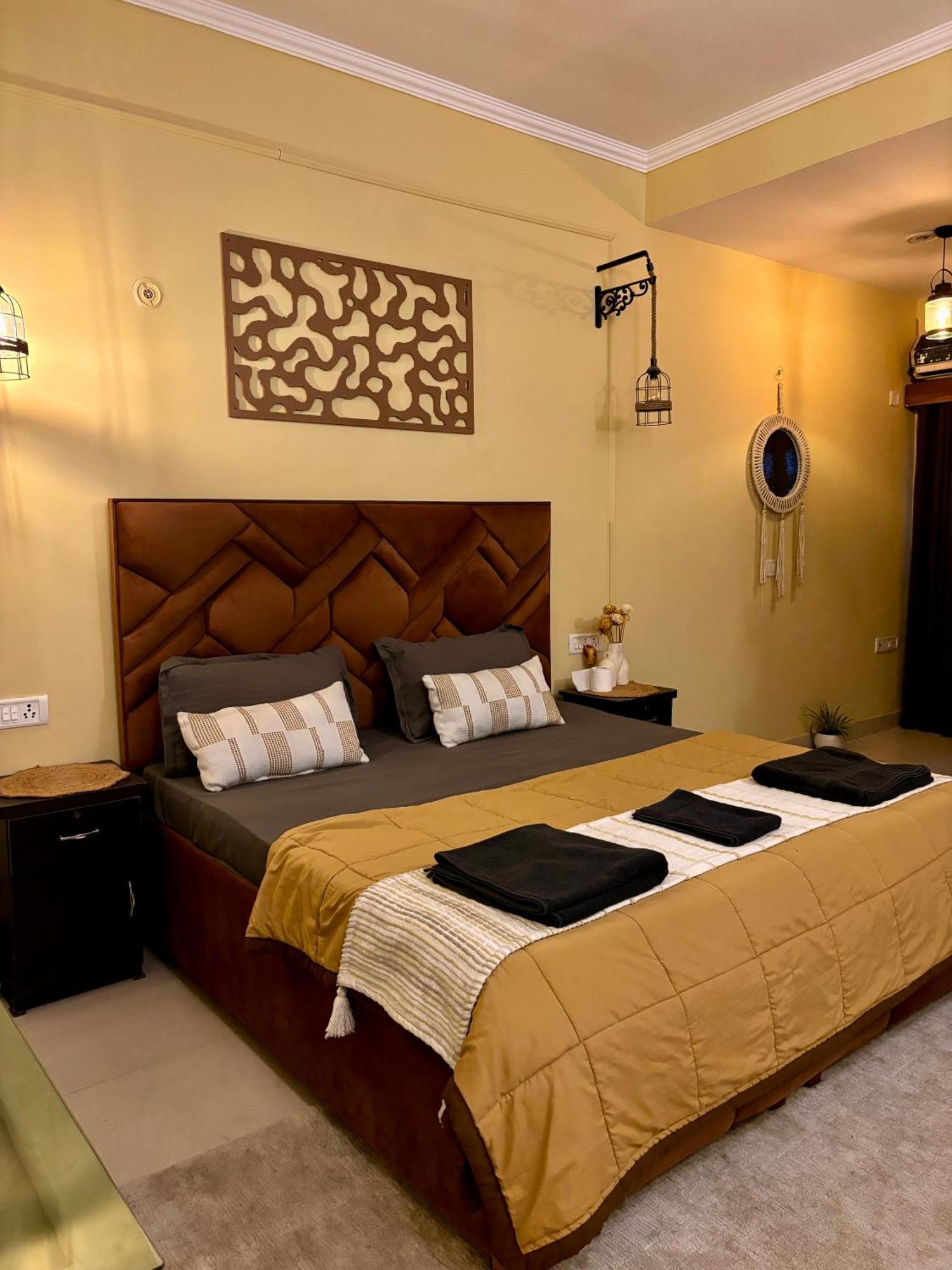 Atharva'S Homestay By Goaround Homes - Nehru Enclave Metro, South Delhi Nowe Delhi Zewnętrze zdjęcie