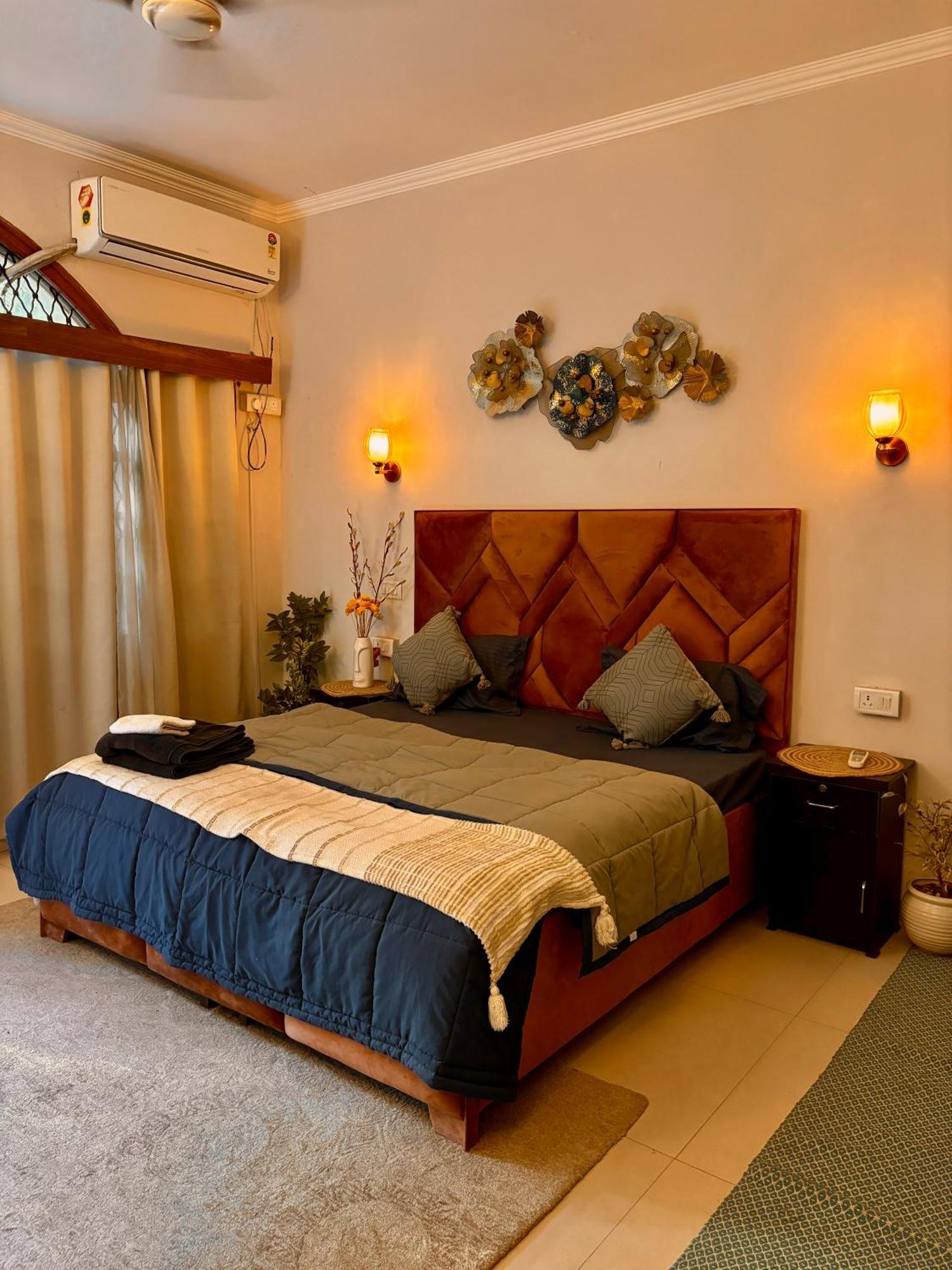 Atharva'S Homestay By Goaround Homes - Nehru Enclave Metro, South Delhi Nowe Delhi Zewnętrze zdjęcie