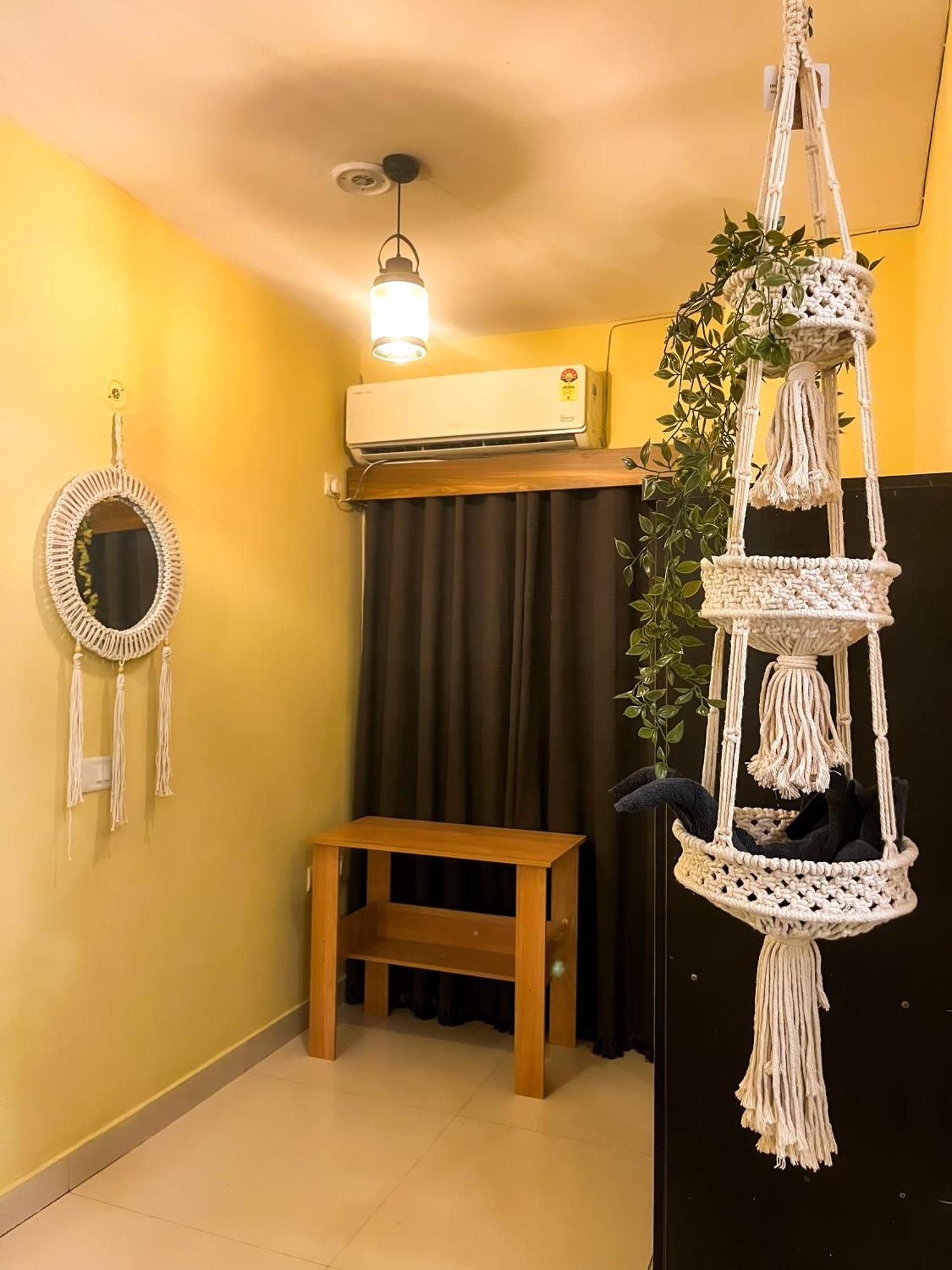 Atharva'S Homestay By Goaround Homes - Nehru Enclave Metro, South Delhi Nowe Delhi Zewnętrze zdjęcie