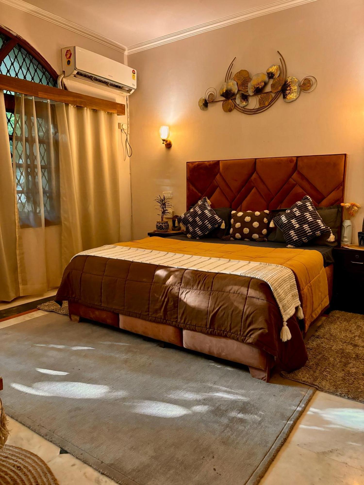Atharva'S Homestay By Goaround Homes - Nehru Enclave Metro, South Delhi Nowe Delhi Zewnętrze zdjęcie