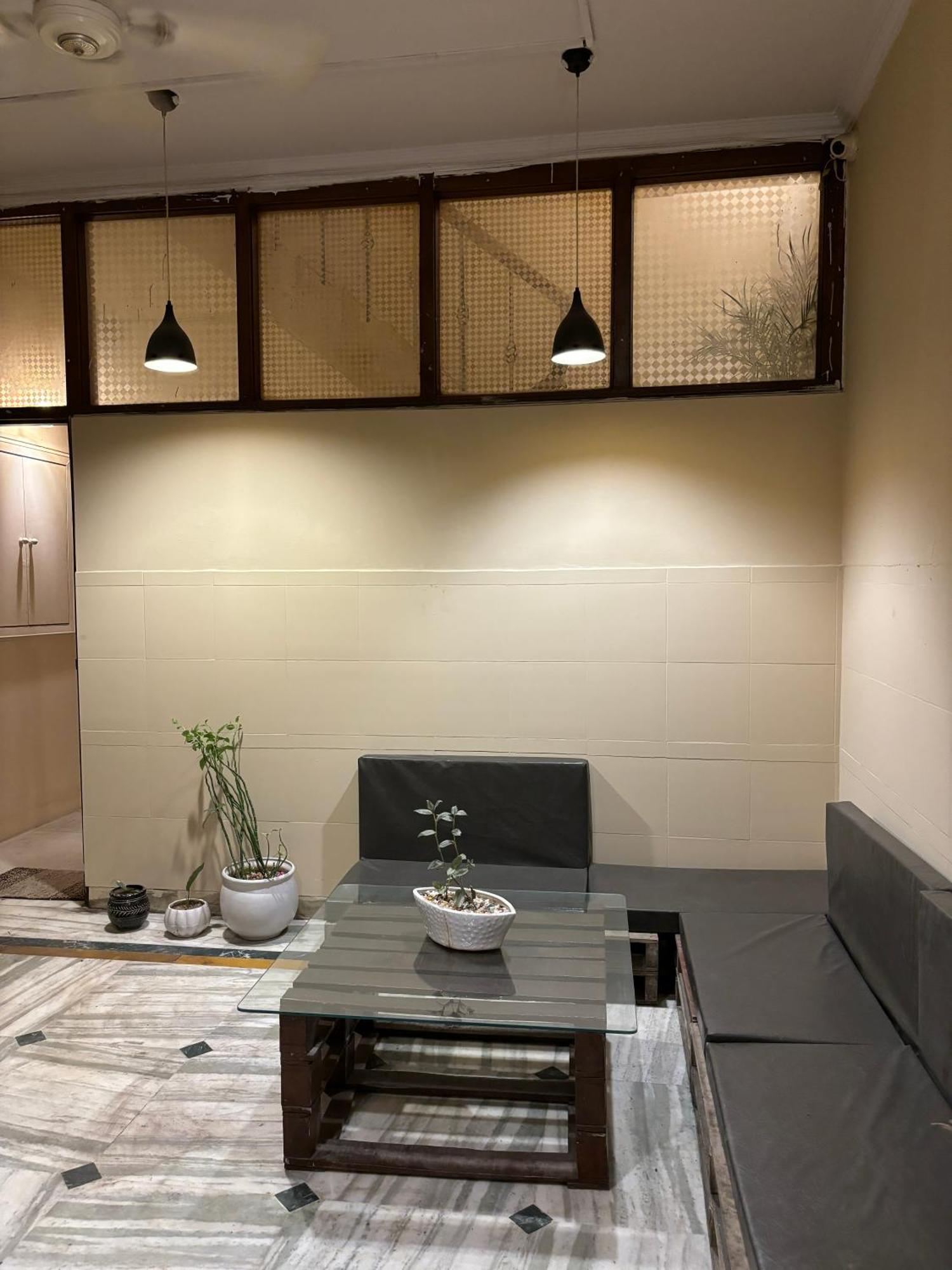 Atharva'S Homestay By Goaround Homes - Nehru Enclave Metro, South Delhi Nowe Delhi Zewnętrze zdjęcie