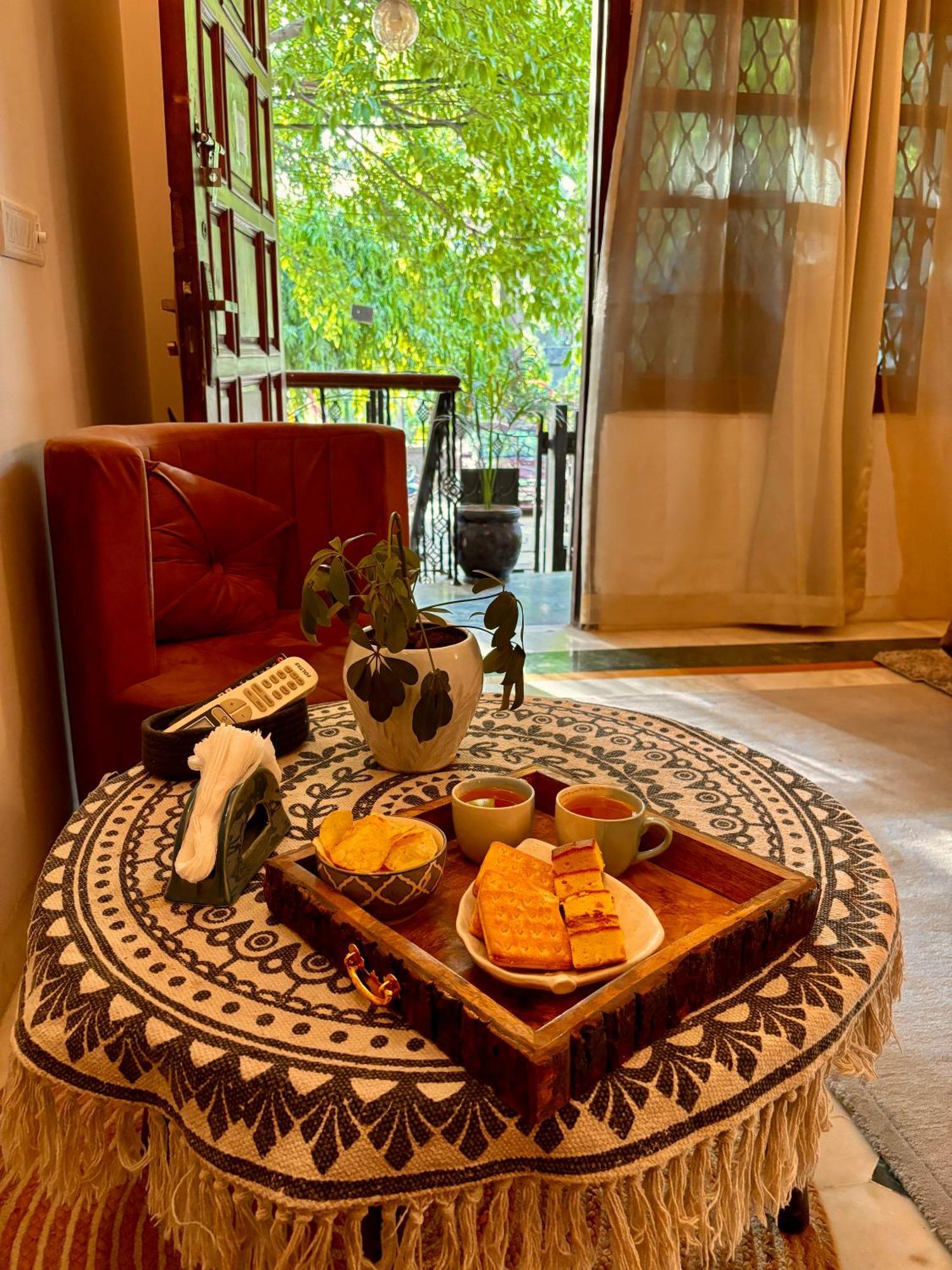 Atharva'S Homestay By Goaround Homes - Nehru Enclave Metro, South Delhi Nowe Delhi Zewnętrze zdjęcie