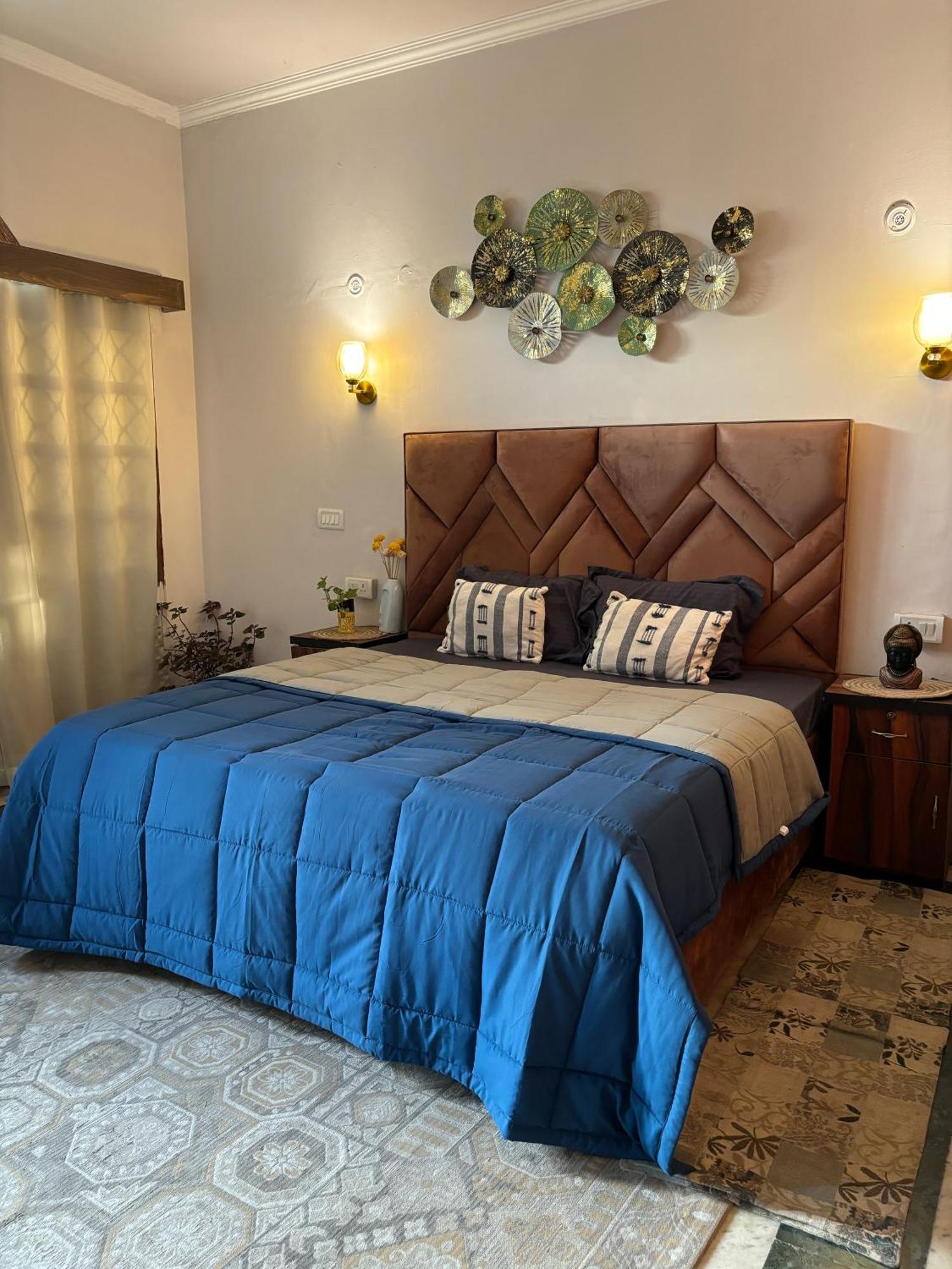 Atharva'S Homestay By Goaround Homes - Nehru Enclave Metro, South Delhi Nowe Delhi Zewnętrze zdjęcie