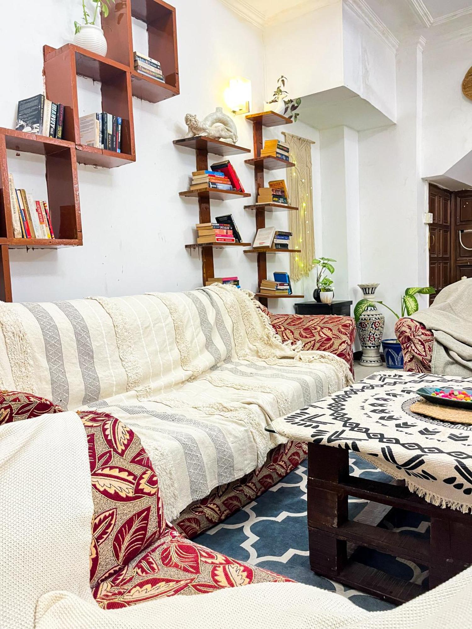 Atharva'S Homestay By Goaround Homes - Nehru Enclave Metro, South Delhi Nowe Delhi Zewnętrze zdjęcie